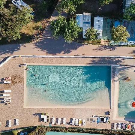 Oasi Kamp alanı 3*